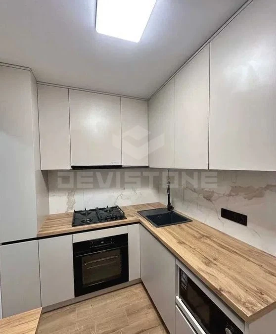 1-room apartment for sale 34 m², Berestetska St.