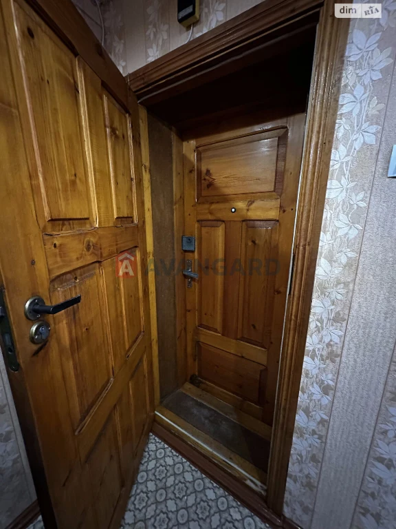Продаж Квартира Виставка