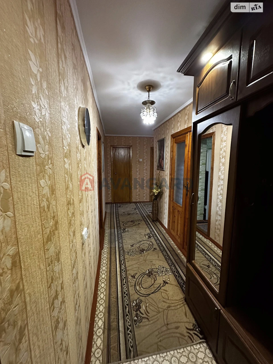 Продаж Квартира Виставка
