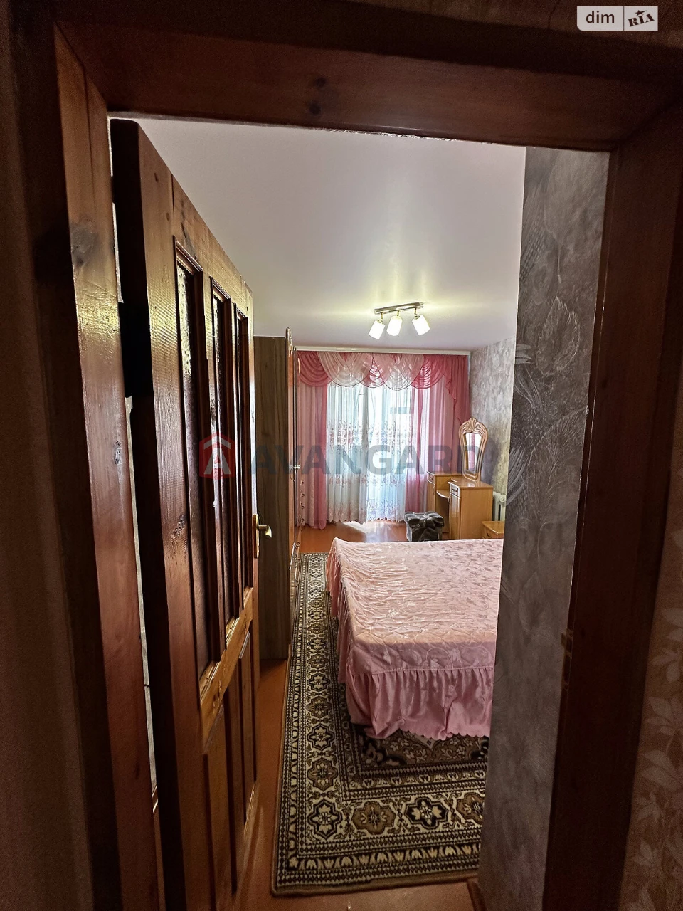Продаж Квартира Виставка