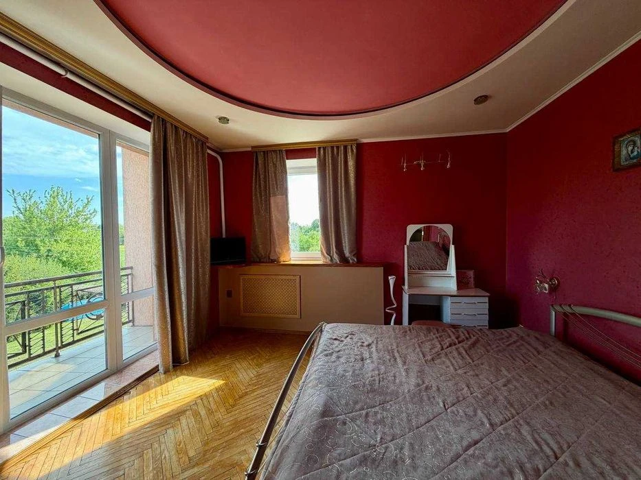 Продам Будинок в передмісті с Обарів 135 м2  4 кім 20 сот.