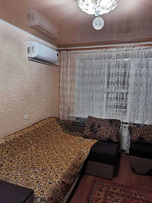 Продаж 1-кімнатної квартири по вул. Хворостянка (Праці)