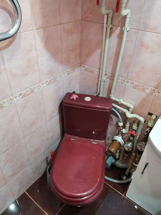 Продаж 1-кімнатної квартири по вул. Хворостянка (Праці)