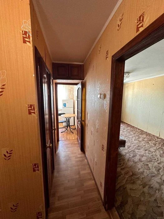 Продаж 1-кімнатної квартири аїнської Народної Республ