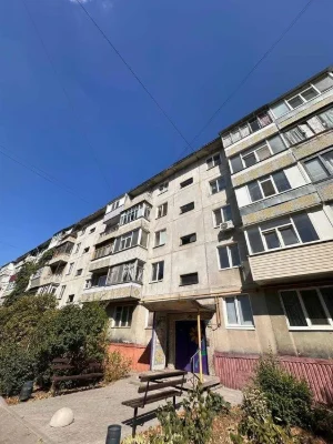 Продаж 1-кімнатної квартири аїнської Народної Республ