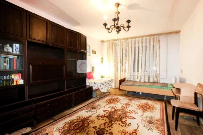 Продаж 3-кімнатної квартири по Проспекті Соборності, 17
