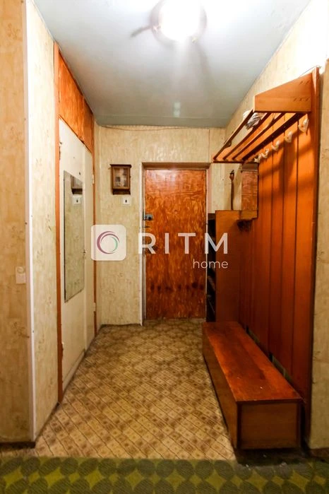 Продаж 3-кімнатної квартири по Проспекті Соборності, 17