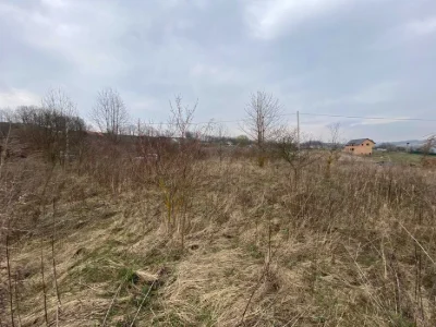 Земельна ділянка під будівництво, Великий Кучурів, кут. Дубк