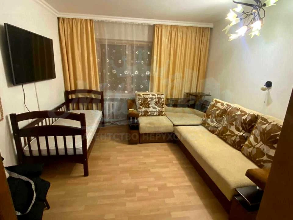 Квартира. Київ, Анни Ахматової вул.