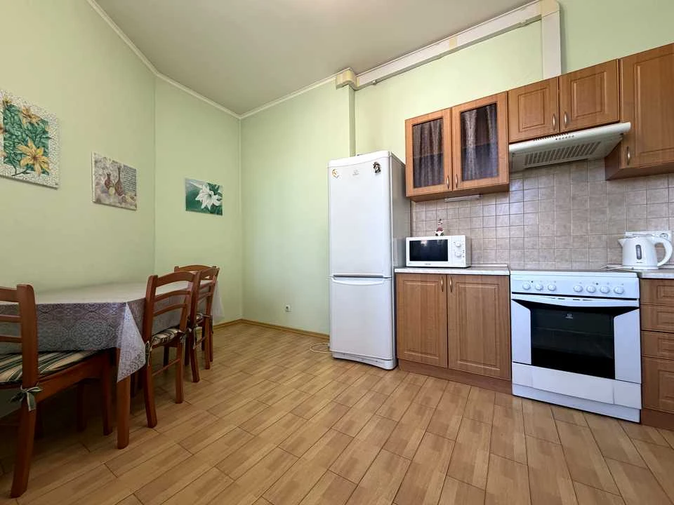 Квартира. Київ, В'ячеслава Чорновола вул.