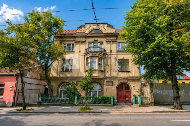 Продаж 1-кімнатної квартири з ремонтом, вул. Зелена, Личакіс