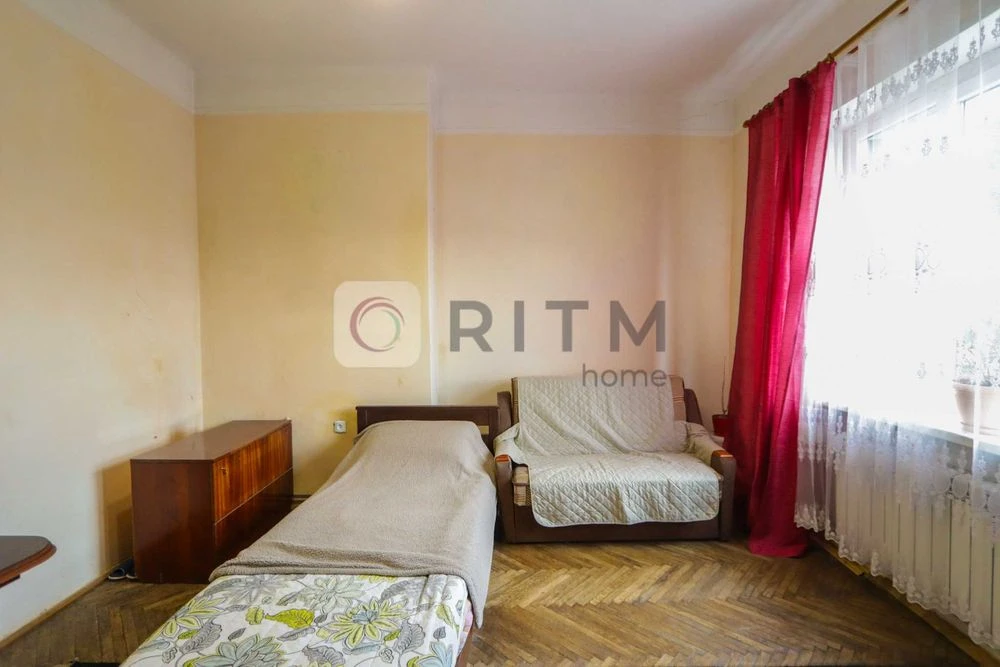 Продаж 1-кімнатної квартири з ремонтом, вул. Зелена, Личакіс
