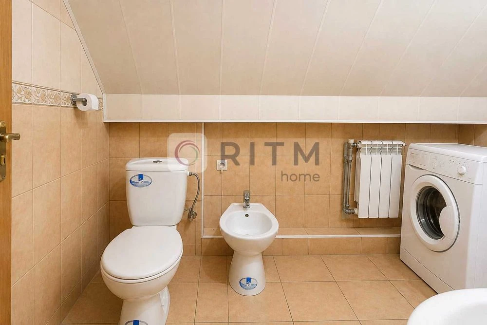 Продаж 1-кімнатної квартири з ремонтом, вул. Зелена, Личакіс