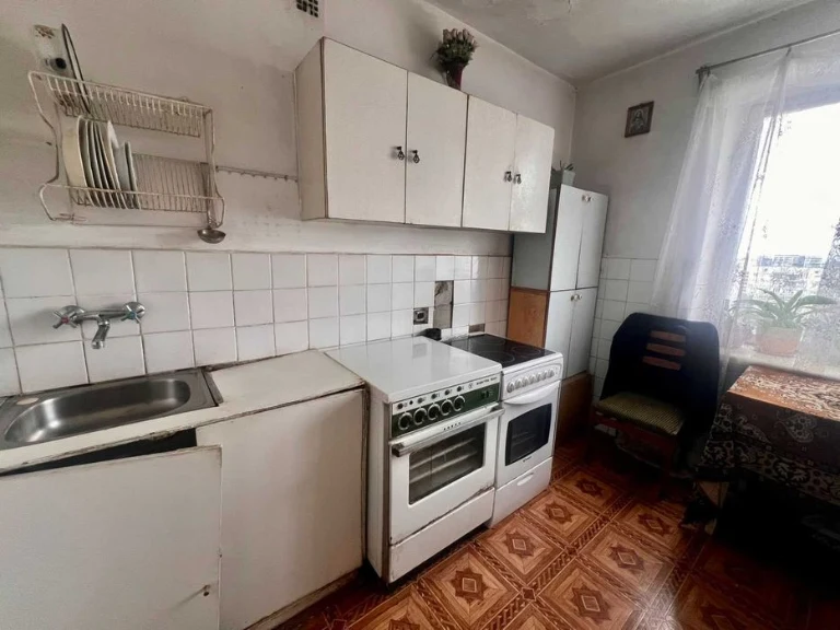 Продаж 2 кімнатної квартири в ближньому центрі по вул. Масар
