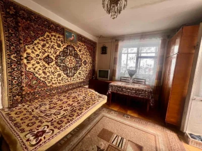 Продаж 2 кімнатної квартири в ближньому центрі по вул. Масар