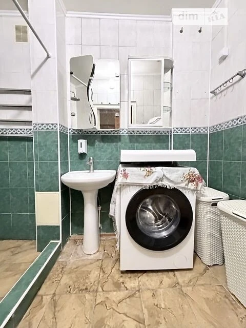 Room for sale 17.7 sq. m. on Azerbaycanska Street 8B • ID 34