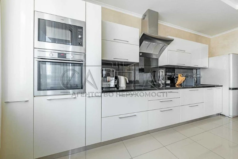 Продаж 4-кім. квартира 200 м², ЖК Престиж Холл / Печерський,
