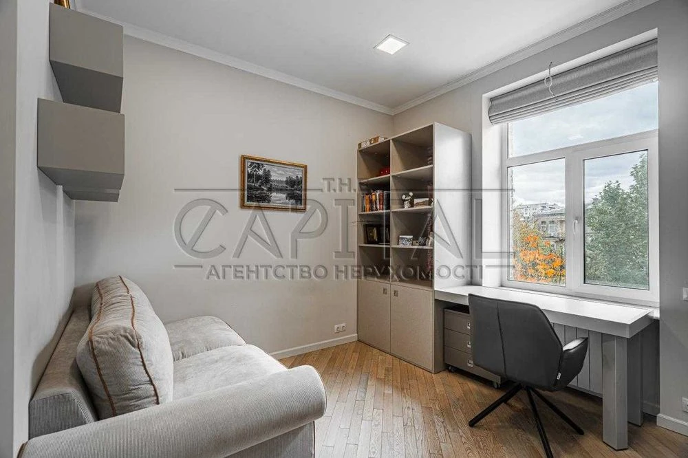 Продаж 3-кім. квартира 70 м², вул. Інститутська, Липська / П