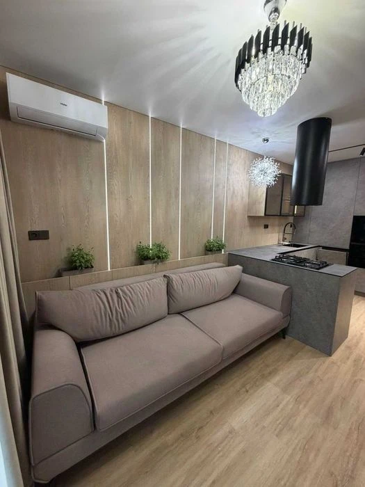 Продаж 2 кім квартири  з дизайнерським ремонтом