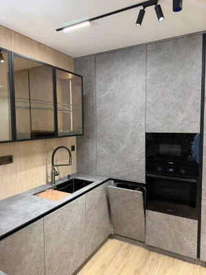 Продаж 2 кім квартири  з дизайнерським ремонтом
