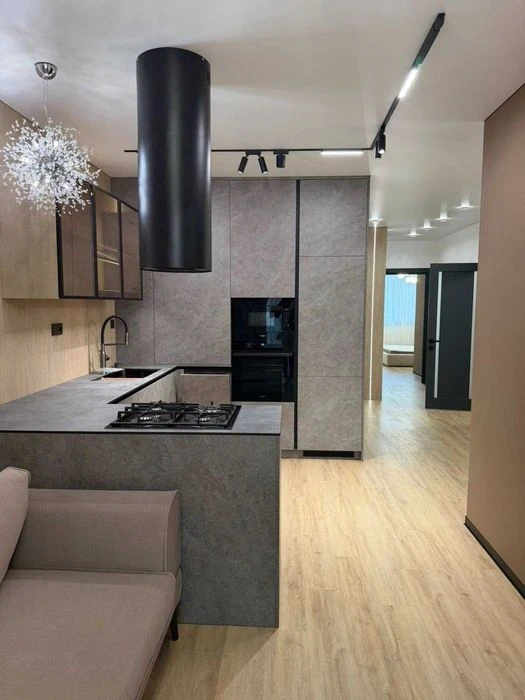 Продаж 2 кім квартири  з дизайнерським ремонтом
