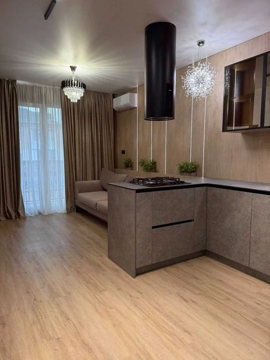 Продаж 2 кім квартири  з дизайнерським ремонтом