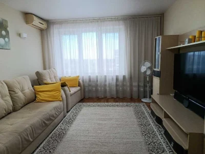 Продам 2к квартиру Придніпровськ Лівий берег Центр масиву