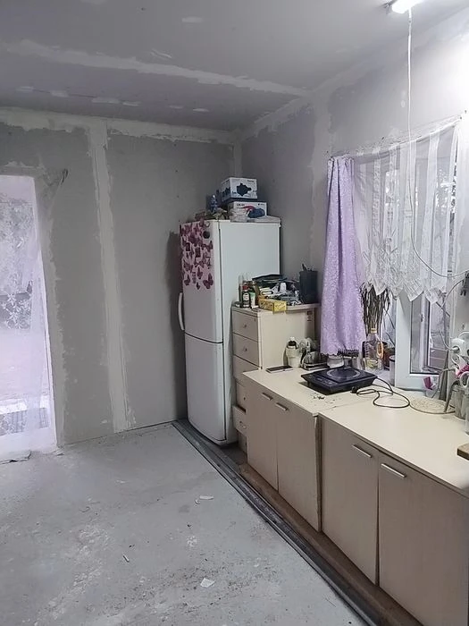 Продам 2 кВ Левий берег ул Мольера
