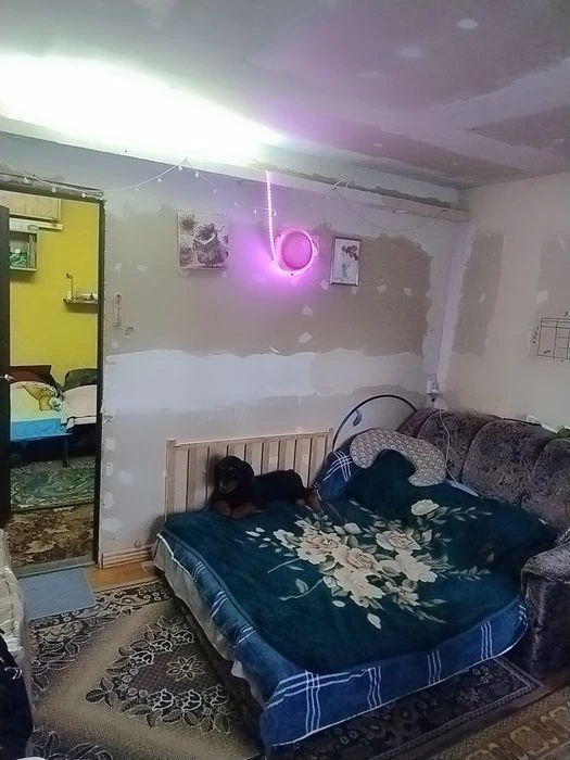 Продам 2 кВ Левий берег ул Мольера
