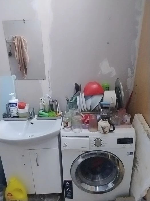 Продам 2 кВ Левий берег ул Мольера