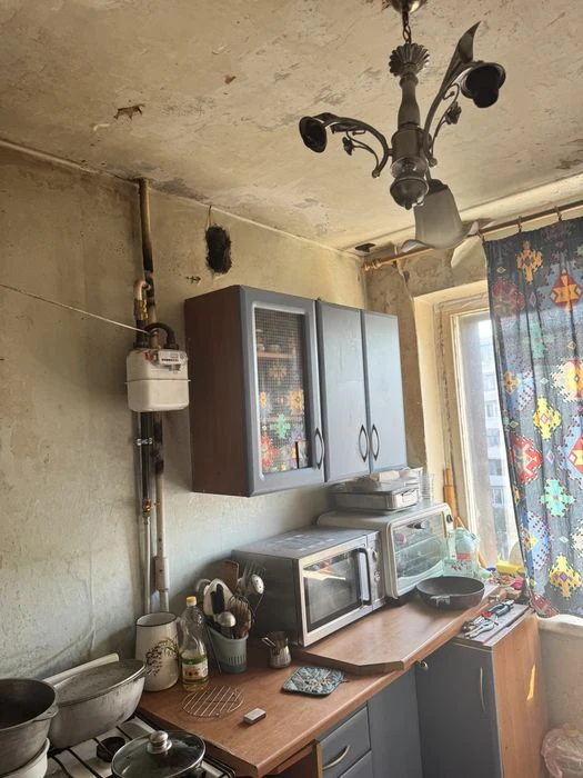 Продам 2 к квартиру на пр. Слобожанський