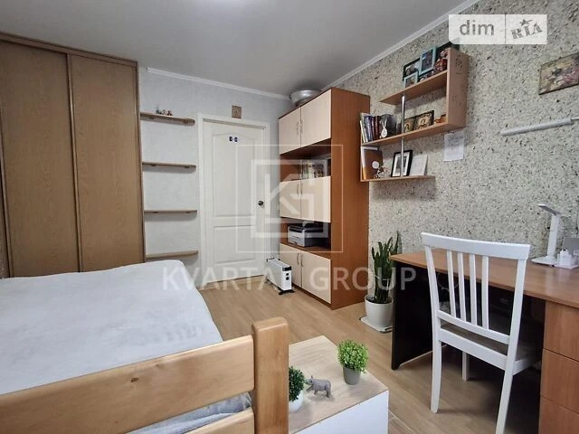 Продаж кімнати 11.9 кв. м на просп. Відрадний 32А • ID 34561