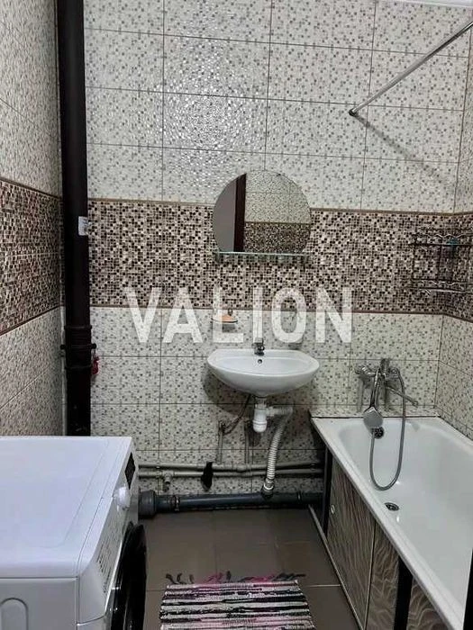 For sale 2-room apartment 64 sq. m. Residential complex Patriotika, Sof st.