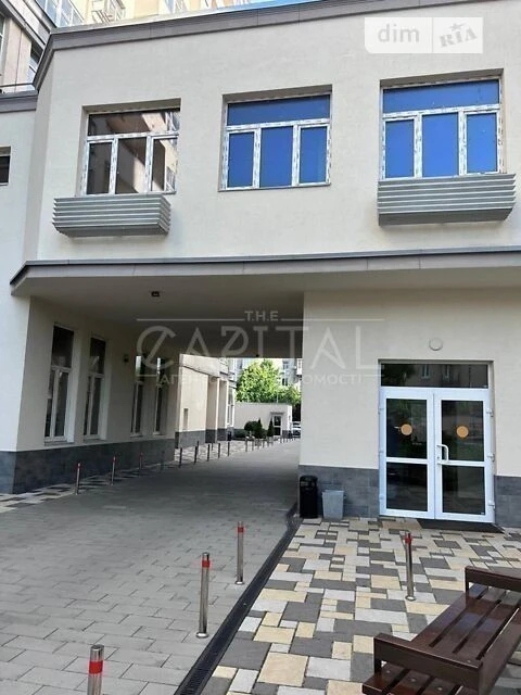 Sale of 3-room apartment 104 sq. m on Krakivska Street 4 • ID 34659