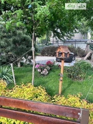 Sale of 3-room apartment 104 sq. m on Krakivska Street 4 • ID 34659