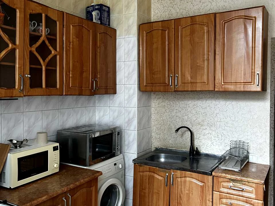 Квартира. Харків, Героїв Харкова просп. (Московський)