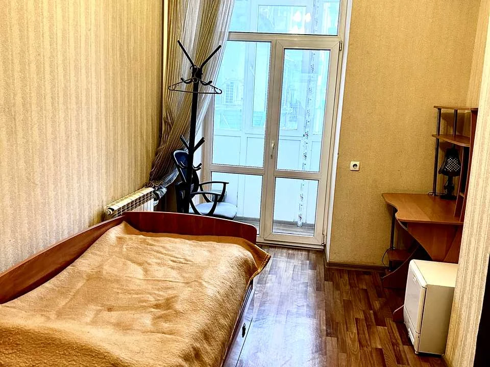 Квартира. Харків, Героїв Харкова просп. (Московський)