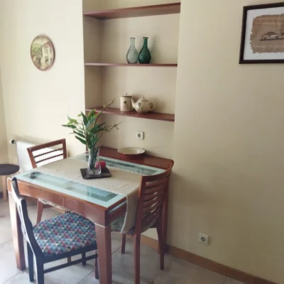Оренда 2-кімнатної квартири 85.5 м², Євгена Коновальця вул.,