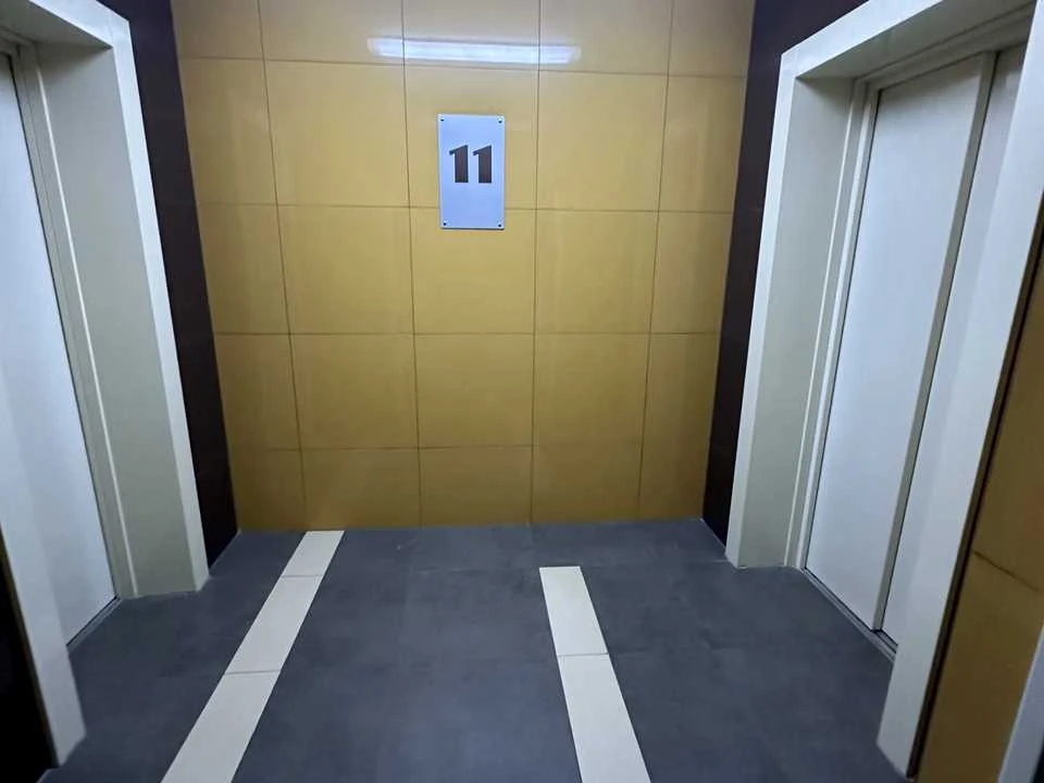 Квартира. Київ, Соборності просп. (Возз'єднання)