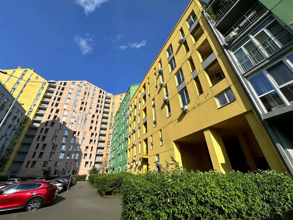 Квартира. Київ, Соборності просп. (Возз'єднання)