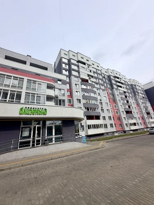Продаж 2-кім. квартири 65.4 м.кв., в. Глинянський Тракт
