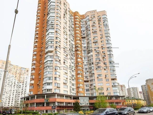 Sale of 3-room apartment 150 sq. m on Chavdar Yelyzavety 2 st. • ID