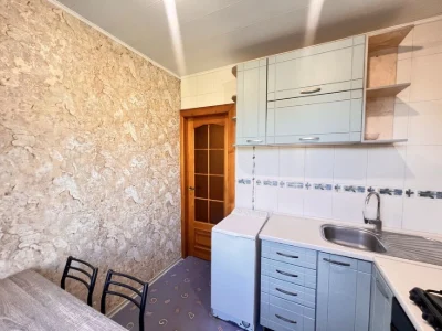 Продам 2к квартиру проспект Науки