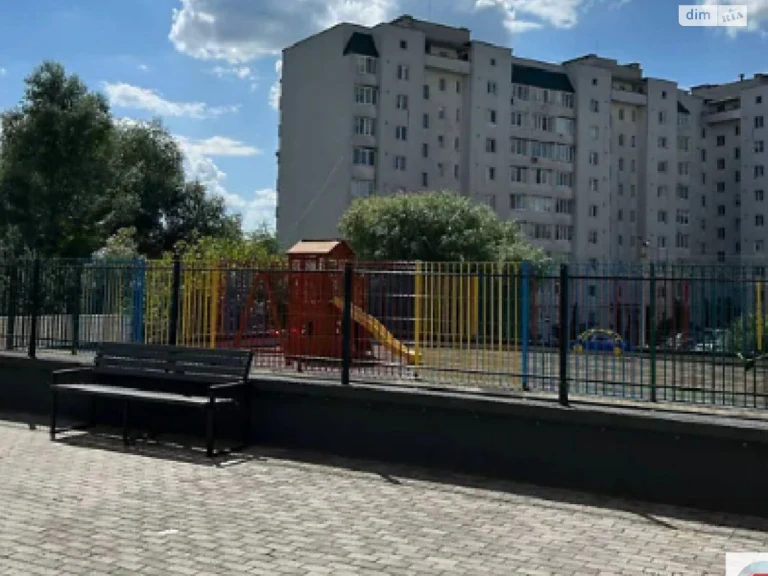 Продаж Квартира Озерна