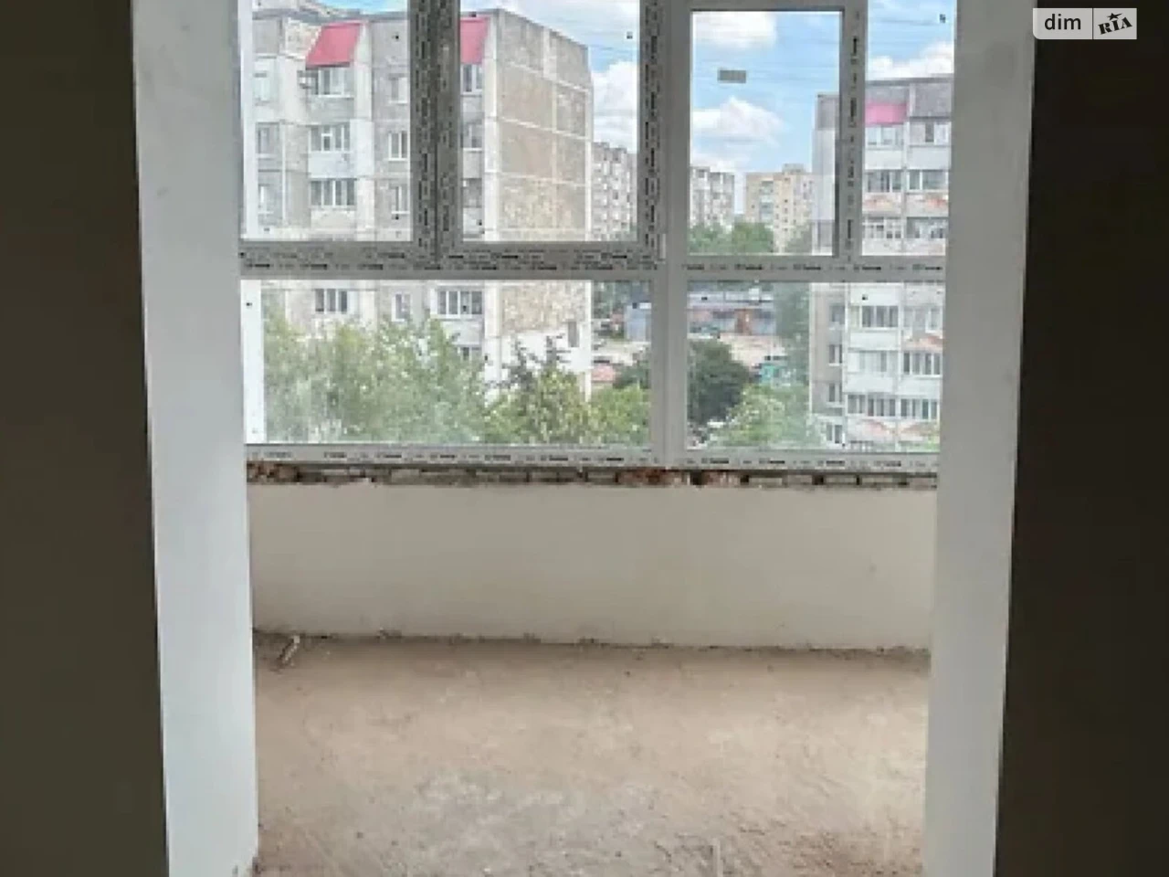 Продаж Квартира Озерна