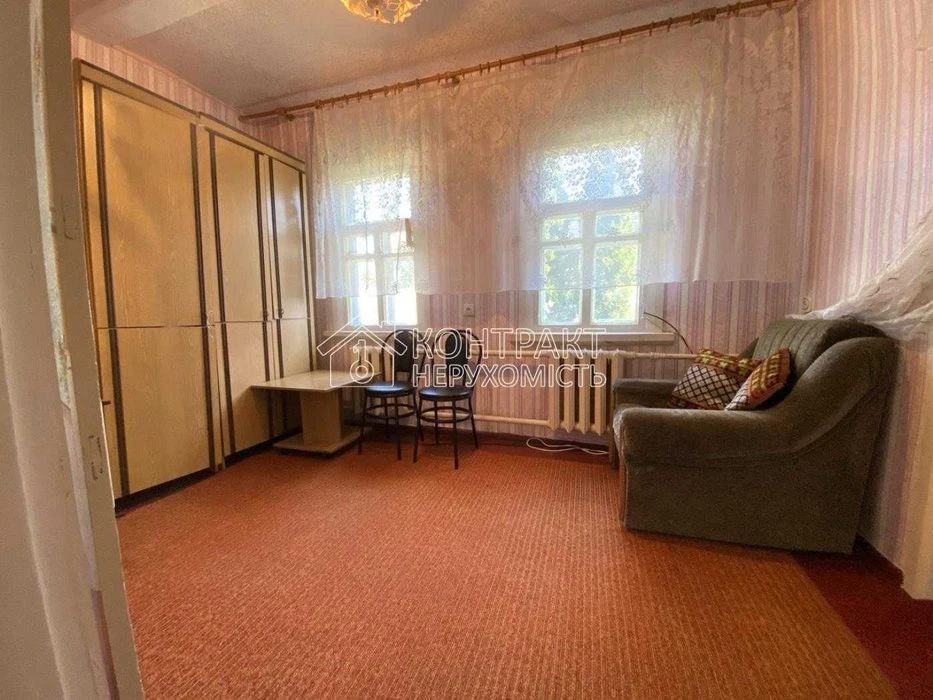 Продам цегляний  будинок біля метро Київська
