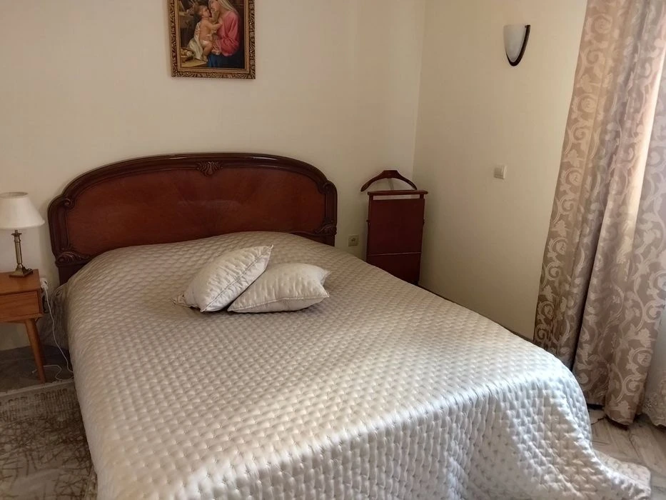 продам будинок в районі вулиці Вовчинецької