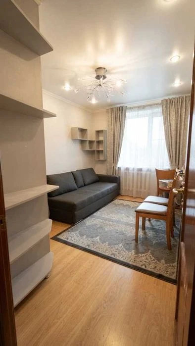 Продаж 2 поверхового будинку 173 м2 10 сот + гостьовий будин