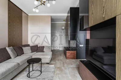 Продаж 3-кім. квартира 141 м², Печерський / вул. Круглоуніве