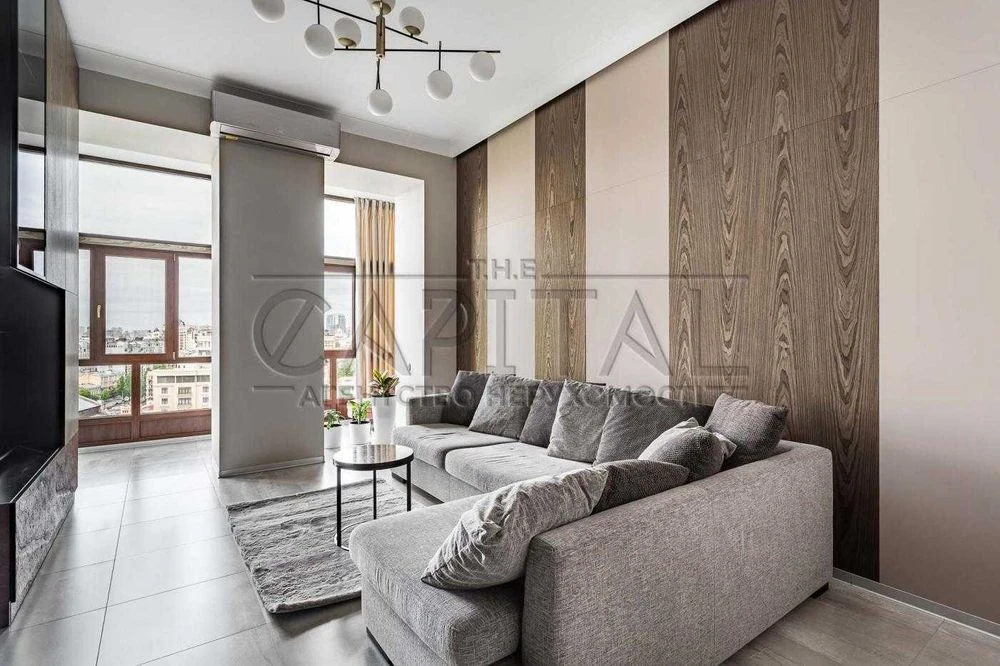 Продаж 3-кім. квартира 141 м², Печерський / вул. Круглоуніве